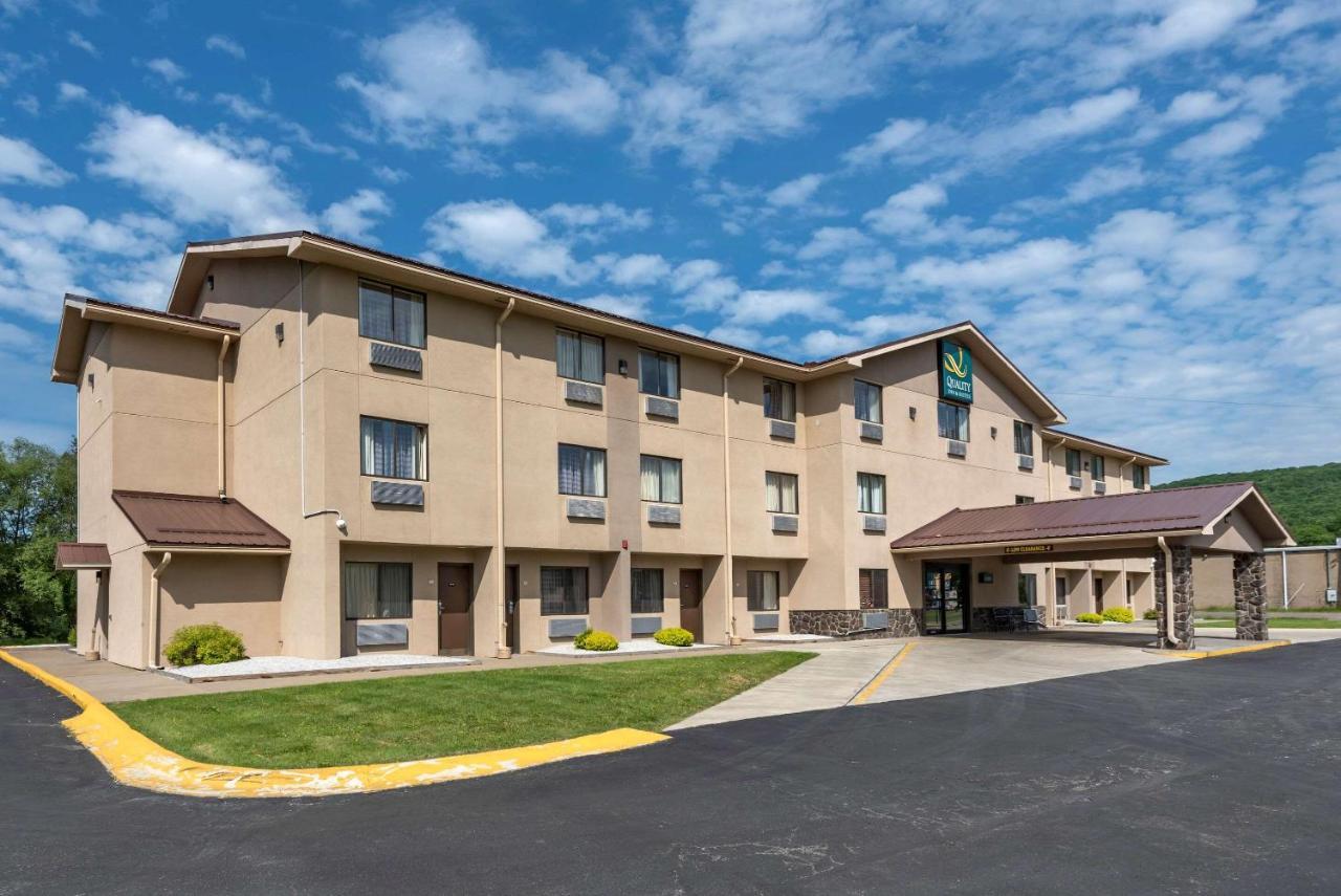 Quality Inn & Suites Warren Exterior foto