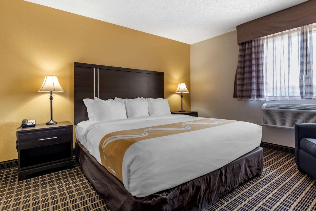 Quality Inn & Suites Warren Exterior foto