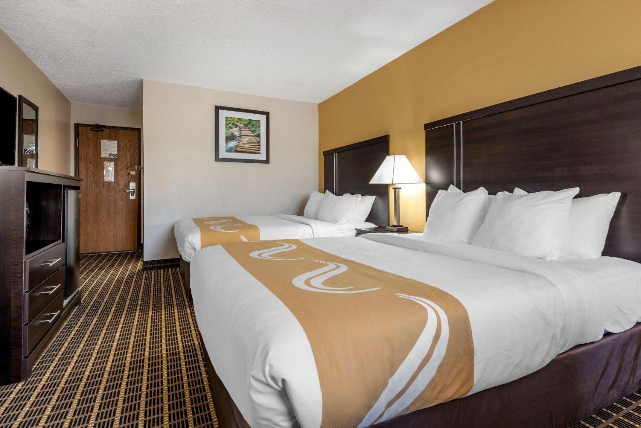 Quality Inn & Suites Warren Exterior foto